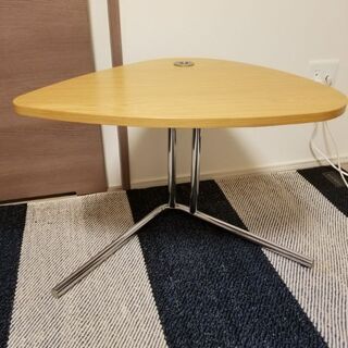 【ネット決済】サイドテーブル　美品　高さ調節可能