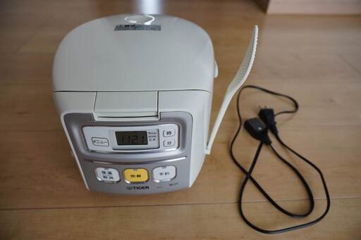 タイガー炊飯器 JAI-H550 3合 2011年製