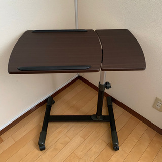 [引取限定] サイドテーブル昇降高さ＆角度調整可能