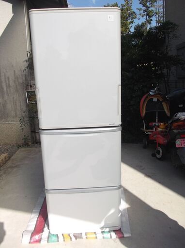 シャープ 　プラズマクラスター搭載冷蔵庫 SJ-PW35Y-W　2014年製 350L　どっちもドア　3ドア  ホワイト系
