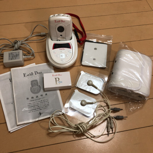 エステデュオ ボディキット スリムビューティーハウス EMS ダイエット 肩凝りにも 充電電池交換済み