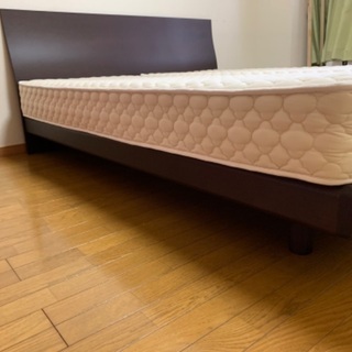 クイーンベッド/2年使用