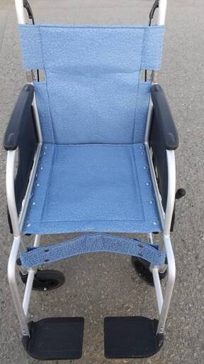 折り畳み車椅子　※再々々々々々値下げしました。〆切売却済