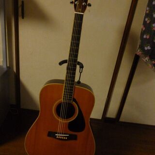 ヤマハFG-201アコースティックギター