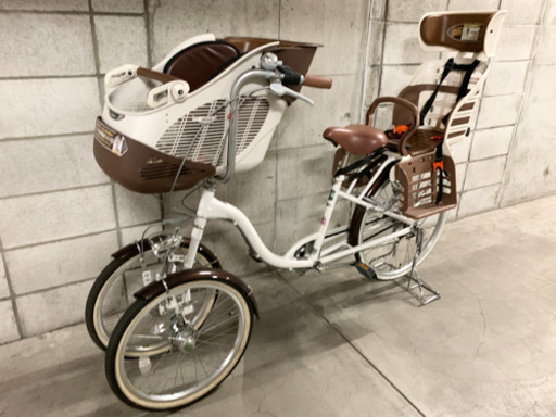 バンビーナ　三輪自転車　大人用