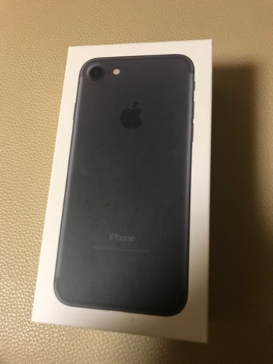 iPhone7本体　128GB
