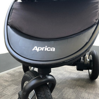 ベビーカー& チャイルドシート　Aprica 三輪