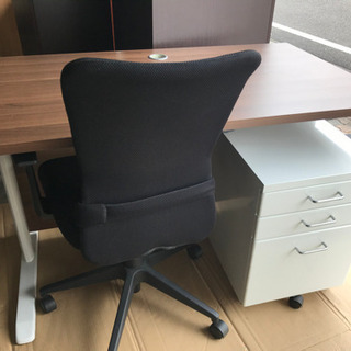 セール いつ - デスク、チェア、キャビネットの3点セット - 製品の特別