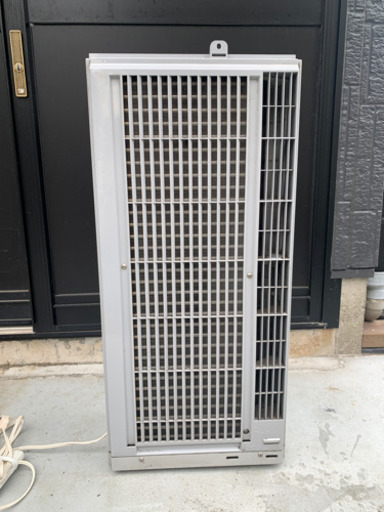 コロナ　ウインドエアコン　CW-A1816 2016年製　固定枠付き コロナ ウインドエアコン CW-A1816 2016年製 固定枠付き コロナ