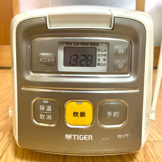 (決まりました)タイガーミニマイコン炊飯器3合炊き　2017年製...
