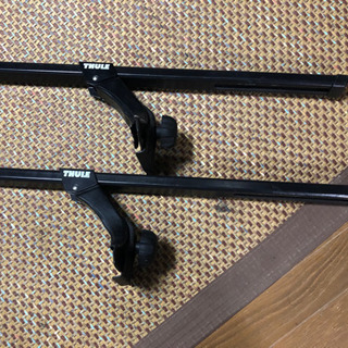 ハイエース　レジアスエースバンなどにルーフキャリアTHULE