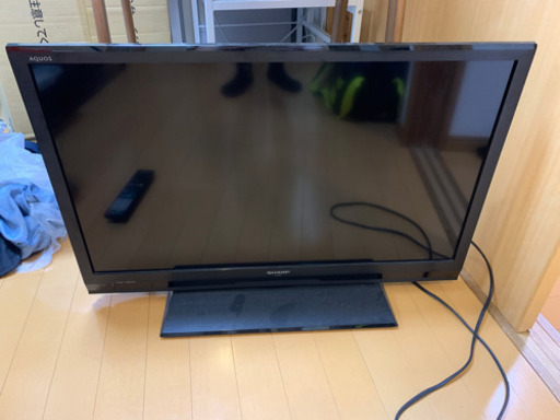 32型液晶テレビ　シャープ　2014年製