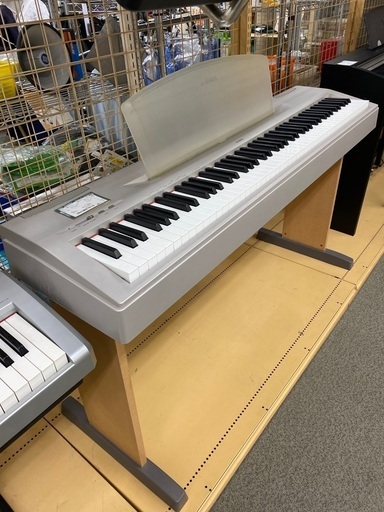 【ジモティ見たで５％OFF】電子ピアノ【7800】
