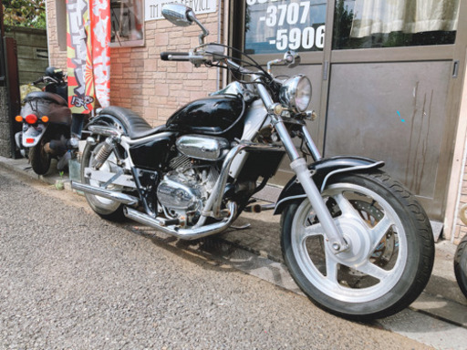 ホンダ　マグナ250  カスタム　黒　綺麗
