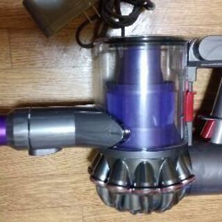 ダイソンコードレスクリーナーdyson V6 Motorhead Ri 中頭の生活家電 掃除機 の中古あげます 譲ります ジモティーで不用品の処分