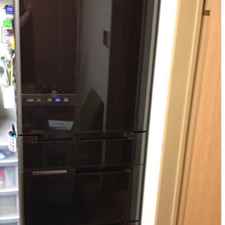日立冷蔵庫　５４３Ｌ　2009年製