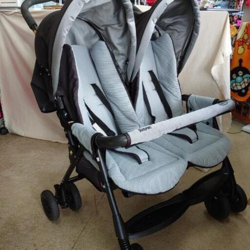 GRACO（アップリカ）２人乗りベビーカー