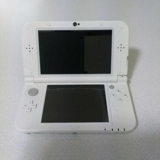 new3DSLLホワイト　充電器付き(おまけHey!ピクミン)