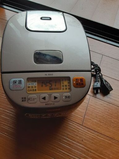 【行き先決定】象印　ZOJIRUSHI　炊飯器　3合　NL-BS05  2016年製