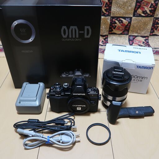 【中古】OLYMPUS OM-D E-M10MKII, TAMRON 14-150mm F3.5-5.8 その他付き