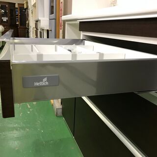 松田家具　大型スライド扉キッチンボード