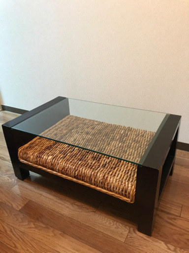 アジアン　バリ風ガラスローテーブル
