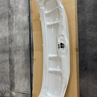 ハイエース200系ナロー用バットフェイス415コブラパールホワイト塗装済
