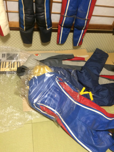 ライダースーツ ジャケット レーシング 未使用 保管   Mサイズ 1着の値段です