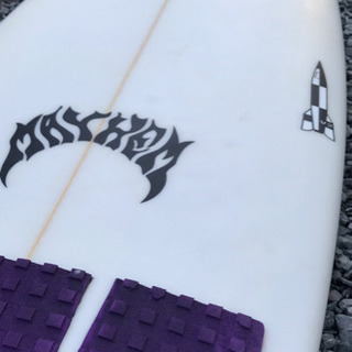 LOST V2-Rocket 5”8 サーフボード　サーフィン　ショートボード