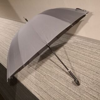 16支柱傘(強風・強雨でも安心)