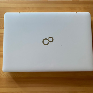 富士通　ノートパソコン