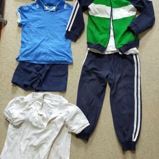月寒 オリーブ幼児園 制服など