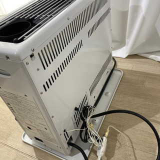 旭川 2011年製 トヨトミ 煙突式石油ストーブ 返品保証有り