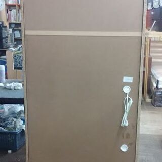 店舗同時販売中】 ユアーズ 3枚扉キッチンボード コゲ茶 KS－261238 