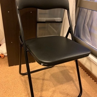 ニトリ　パイプ椅子　折畳み椅子　ブラック