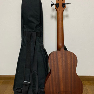 楽器 美品 音音 ウクレレベース