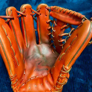 硬式用グローブ　左