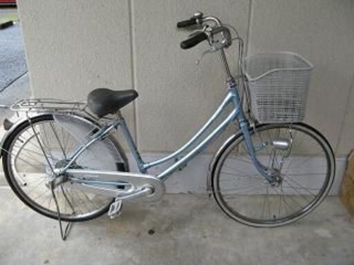 〔中古〕ブリヂストン製２６インチ自転車（内装３段・オーとライト付き）