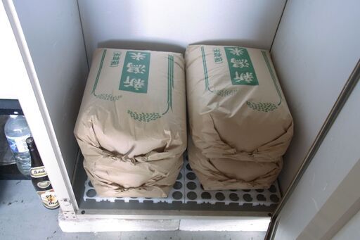 新潟コシヒカリ　令和2年産新米玄米　30kg 　農家保有米