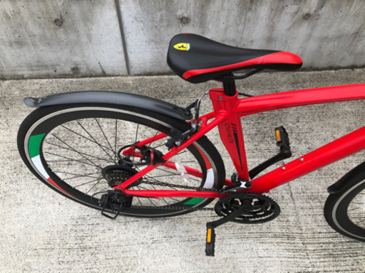 フェラーリ scuderia クロスバイク 21段変速 アルミフレーム