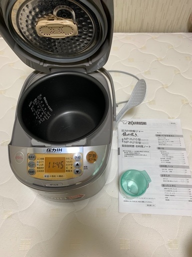圧力IH炊飯器です、象印一升焚き