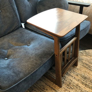 ソファー用のサイドテーブル