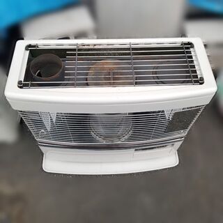 燃焼確認済【トヨトミ】 煙突式 石油ストーブ HR-650B [2011年製］木造 