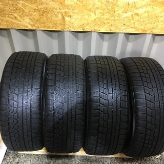 スタッドレスタイヤ　225-50-R18
