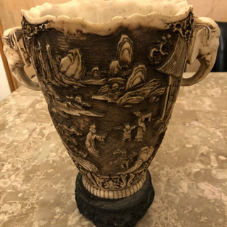 彫刻調アンティーク風花瓶