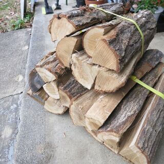 今シーズンもありがとうございました。間もなく完売 2020年秋冬用カシ＆ナラ乾燥薪　450㎏（１㎥）～