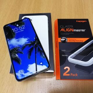 【美品】docomo iPhone 11 Pro Max 256GB シルバー SIM解除済み＋おまけつき