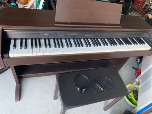 電子ピアノ^_^