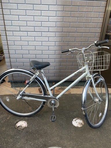 自転車　27インチ　LEDオートライト　3段ギア　反射板ソーラー