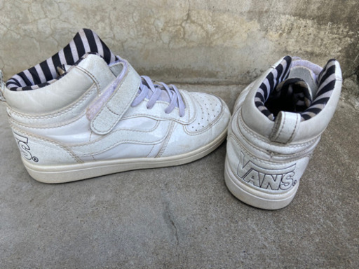 Vans ダンスシューズ白センチ 小島 成増のキッズ用品 子供用シューズ の中古あげます 譲ります ジモティーで不用品の処分